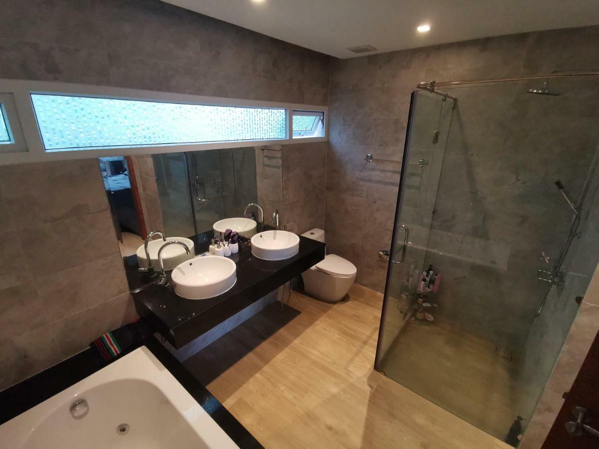 Villa Kamala Close To The Beach 외부 사진